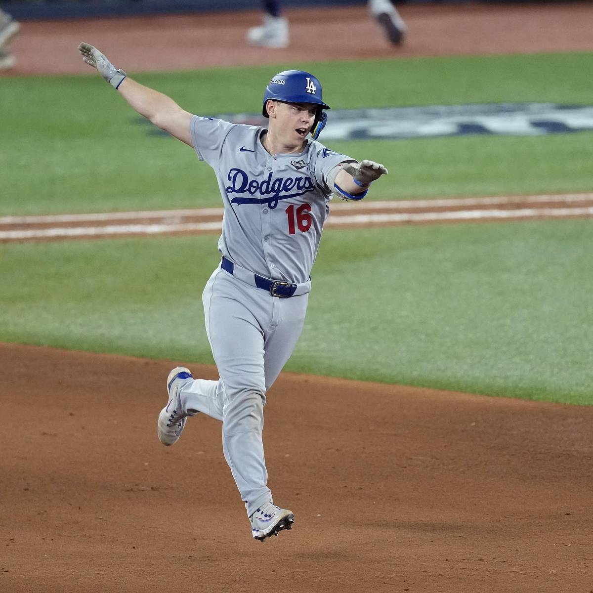 Clayton Kershaw Sends 'Superstar' Message to Dodgers' Underrated