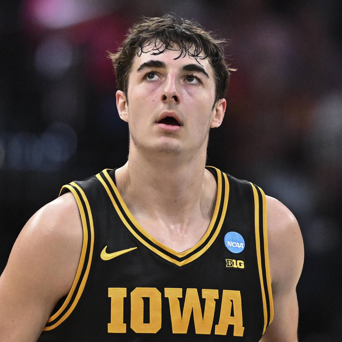 si.com - Riley Donald - Iowa Basketball Trails Big Ten Peers in NCAA Tournament Projections