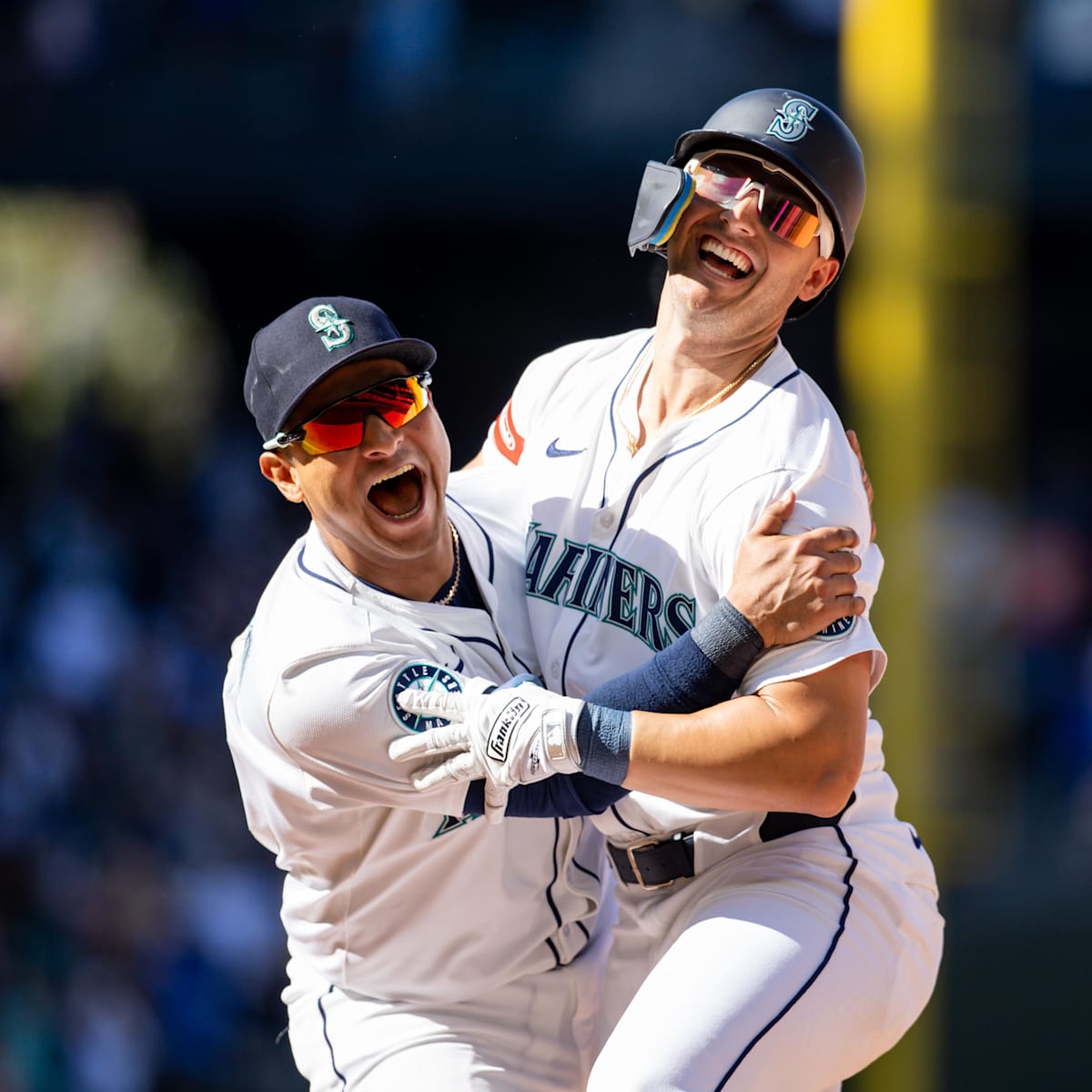 How Seattle Mariners Coach Helped Dominic Canzone Excel at Plate in 2025
