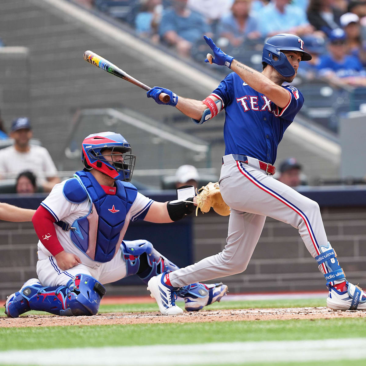 si.com - Matt Postins - Rangers Broadcaster Knows Why Oft-Injured Outfielder is Coveted by Other Teams
