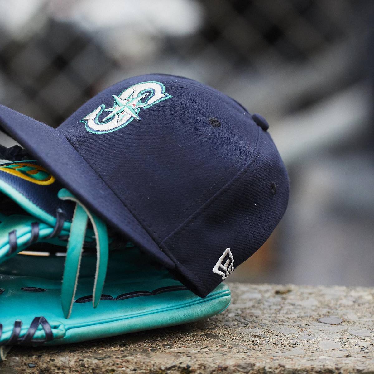 si.com - Patrick McAvoy - Red Sox Star Is 'Absolute Perfect Fit' for Mariners if Boston Sells
