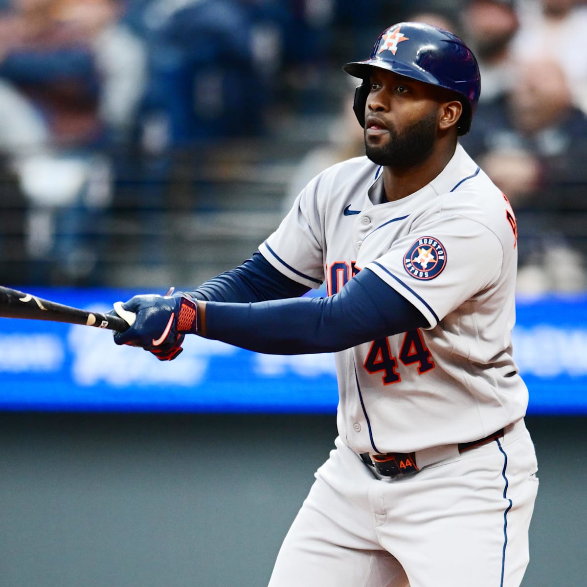 si.com - Zach Pressnell - Reds Floated as Trade Fit in Blockbuster Deal for Astros Superstar