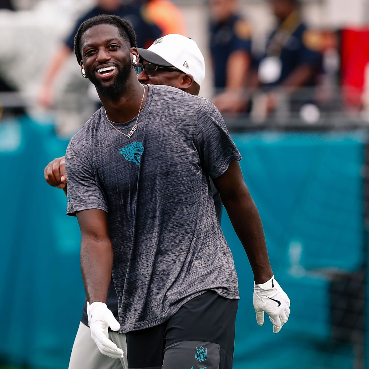 si.com - Andy Quach - Ranking Brian Thomas's Potential Trade Partners for Fit