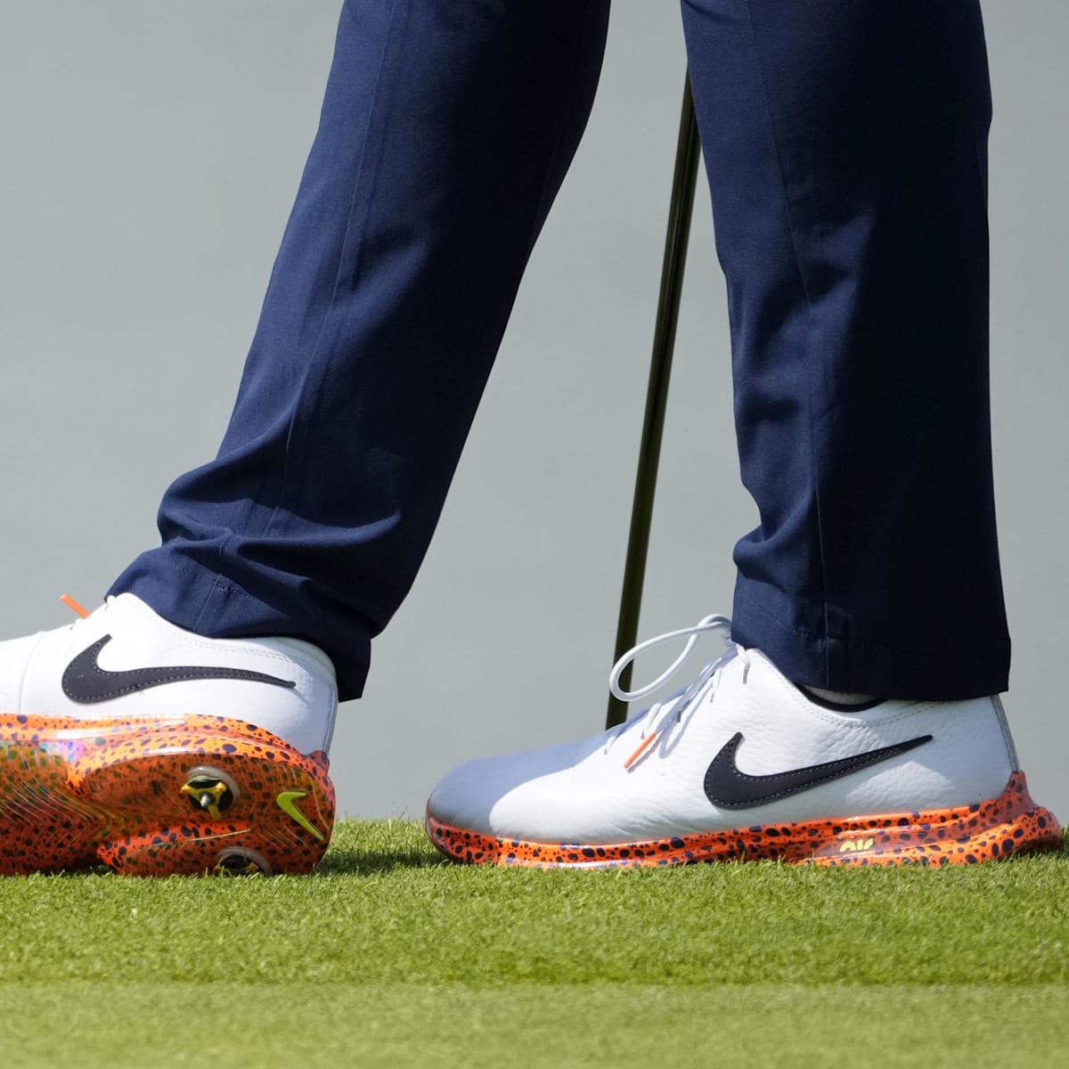 rory nike golf shoes 2019