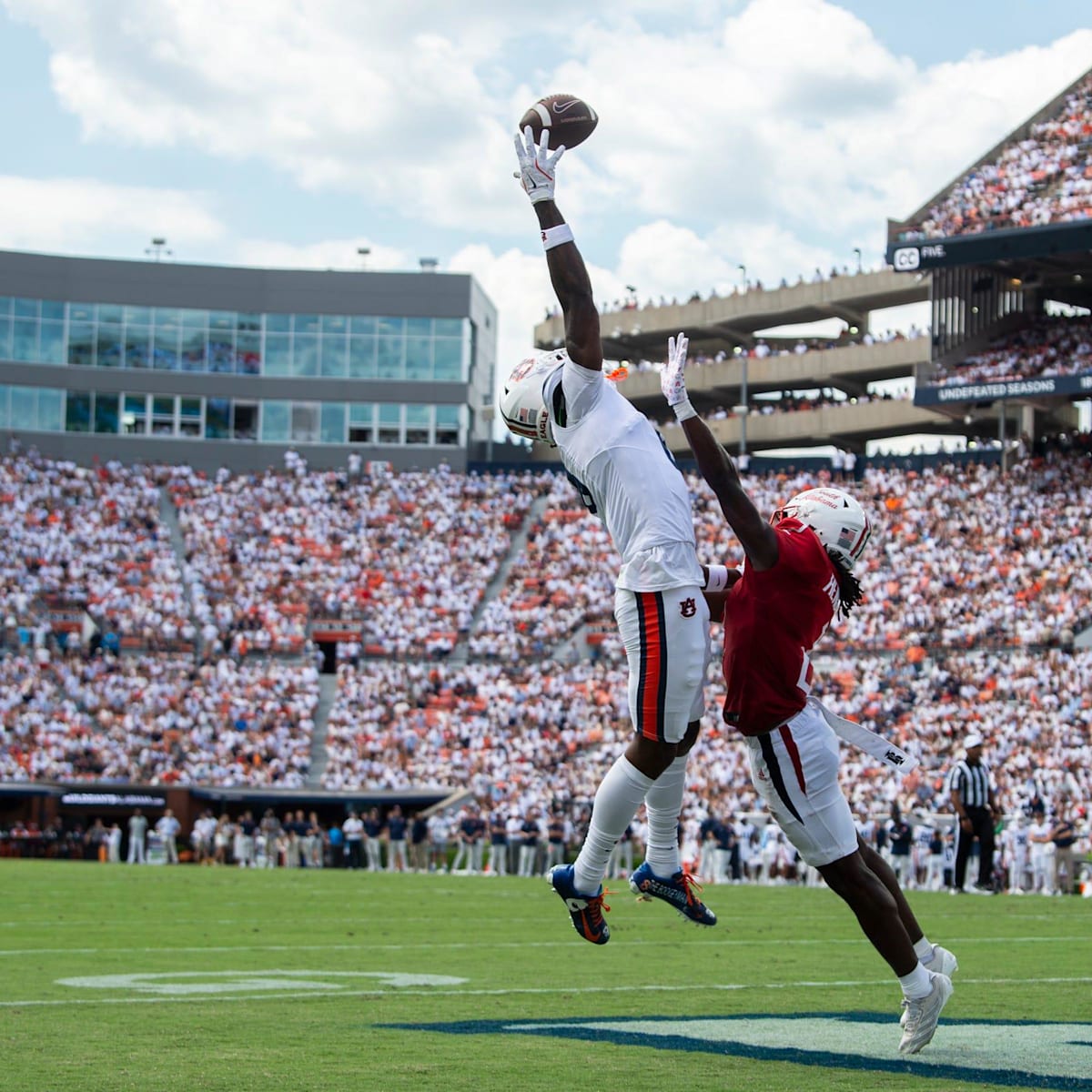 Here's How Cam Coleman Will Transform the Texas Longhorns Offense