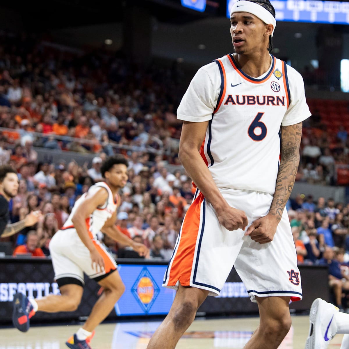 si.com - Zach Dimmitt - Texas Just Sent A Big Message To The Rest Of College Basketball