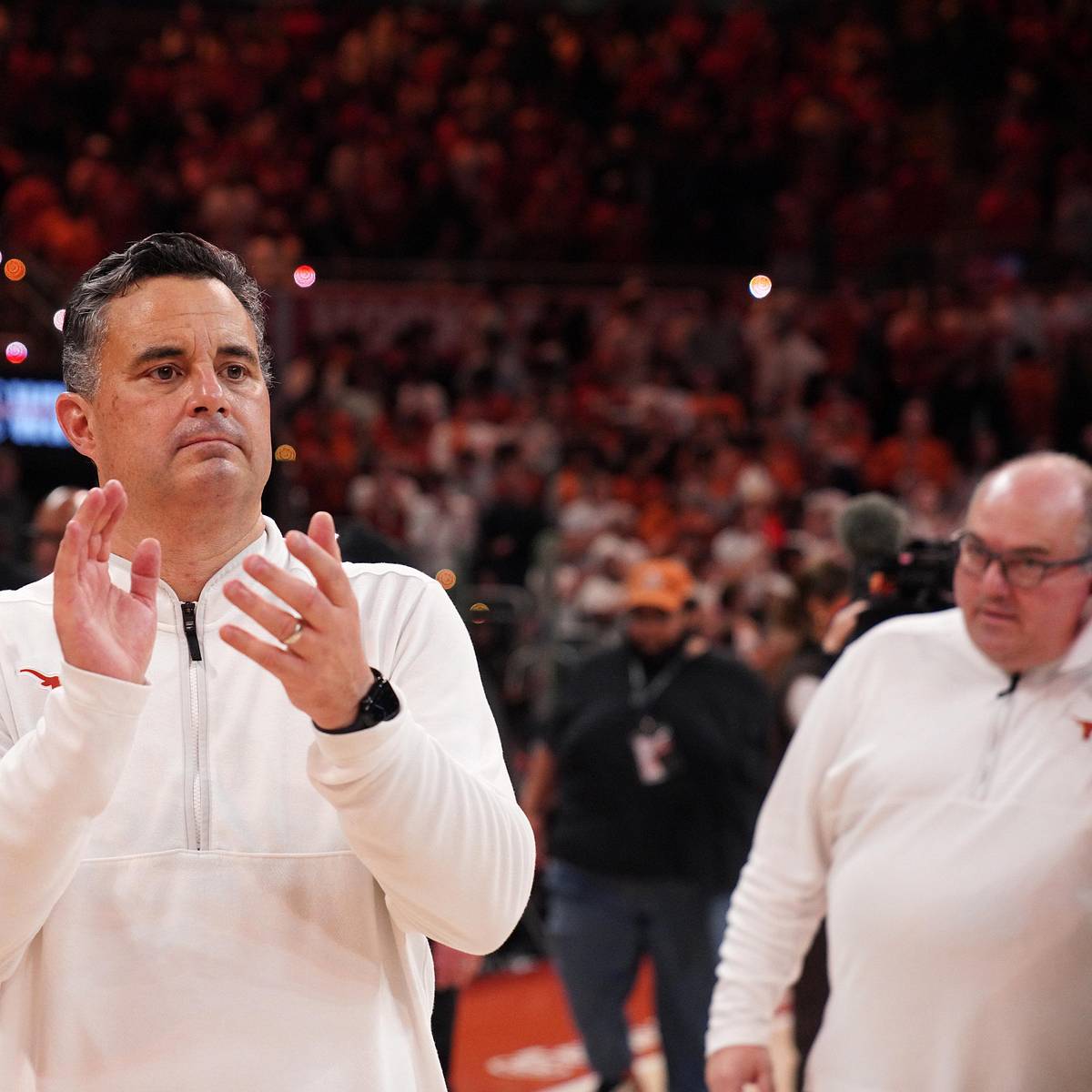 si.com - Jordan Epp - Sean Miller Shares Perspective on State of NIL in College Basketball