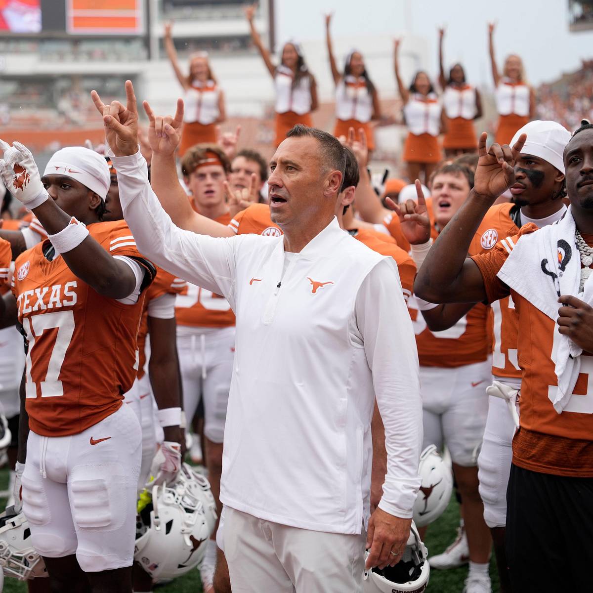 si.com - Meaghan English - How New Texas Longhorns WR Commit Fits Into The Offense