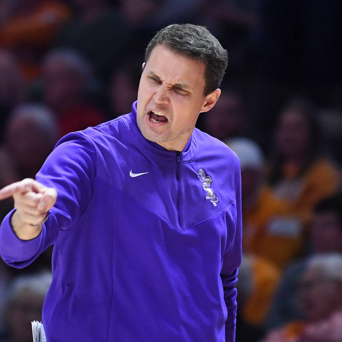 si.com - Zach Dimmitt - LSU Coach Will Wade Ripped by Insider: 'You Suck for College Basketball'