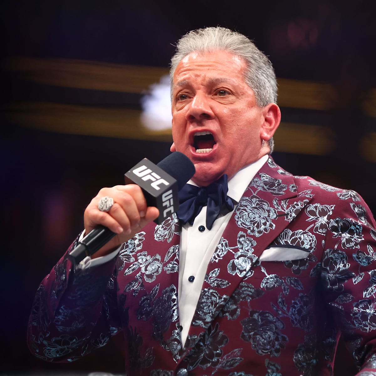 MMA world reacts as Bruce Buffer announces wrong winner at UFC Mexico