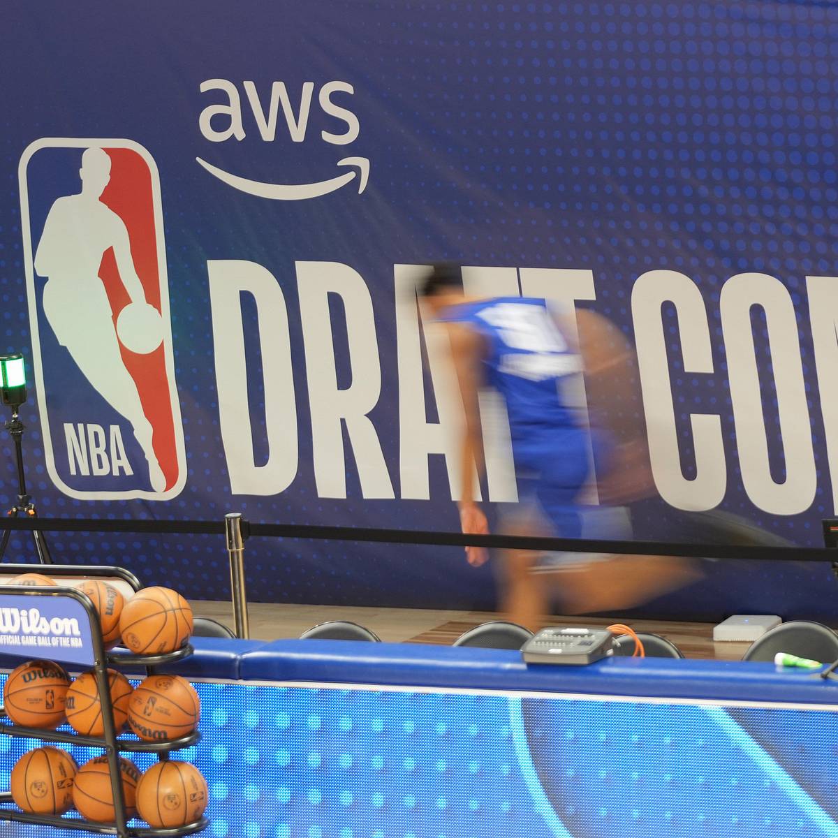 si.com - Cem Yolbulan - Predicting Who the Pelicans May Be Trying to Trade into the Lottery For