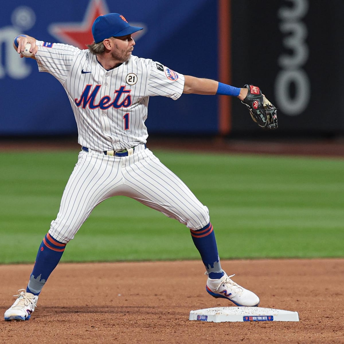 PIRATES METS まとめ売り Pirates Named Trade Partner for Mets Second Baseman