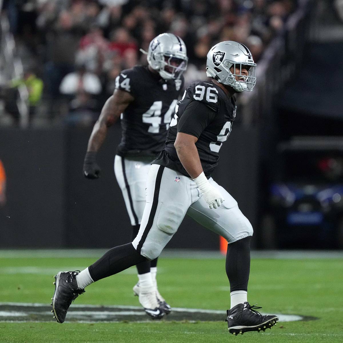 Budding Raiders' Lineman Dissects Loss to Chargers on MNF
