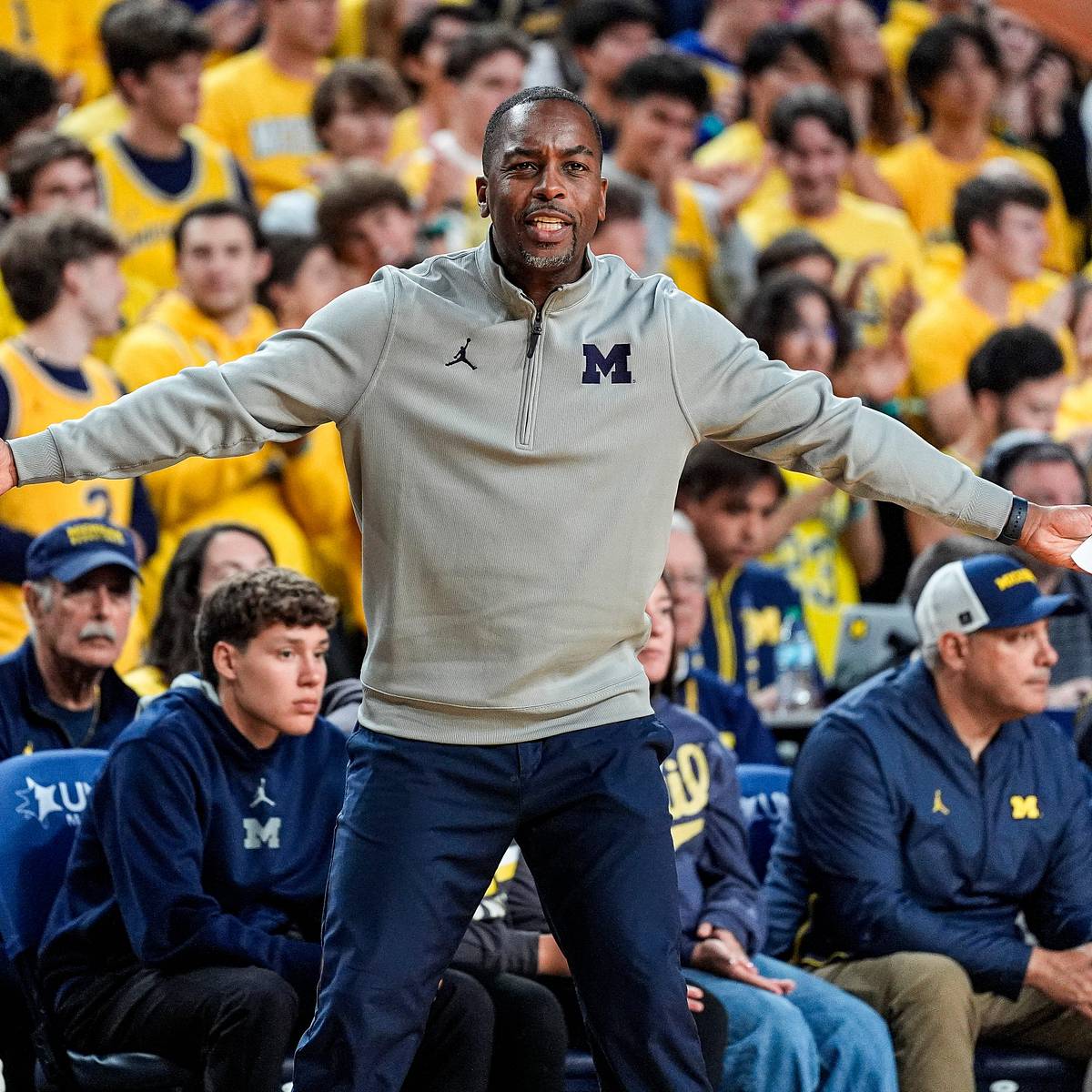 si.com - Samuel Profeta - Michigan Basketball Next Team Market Has Three Names Up Top With One Favorite