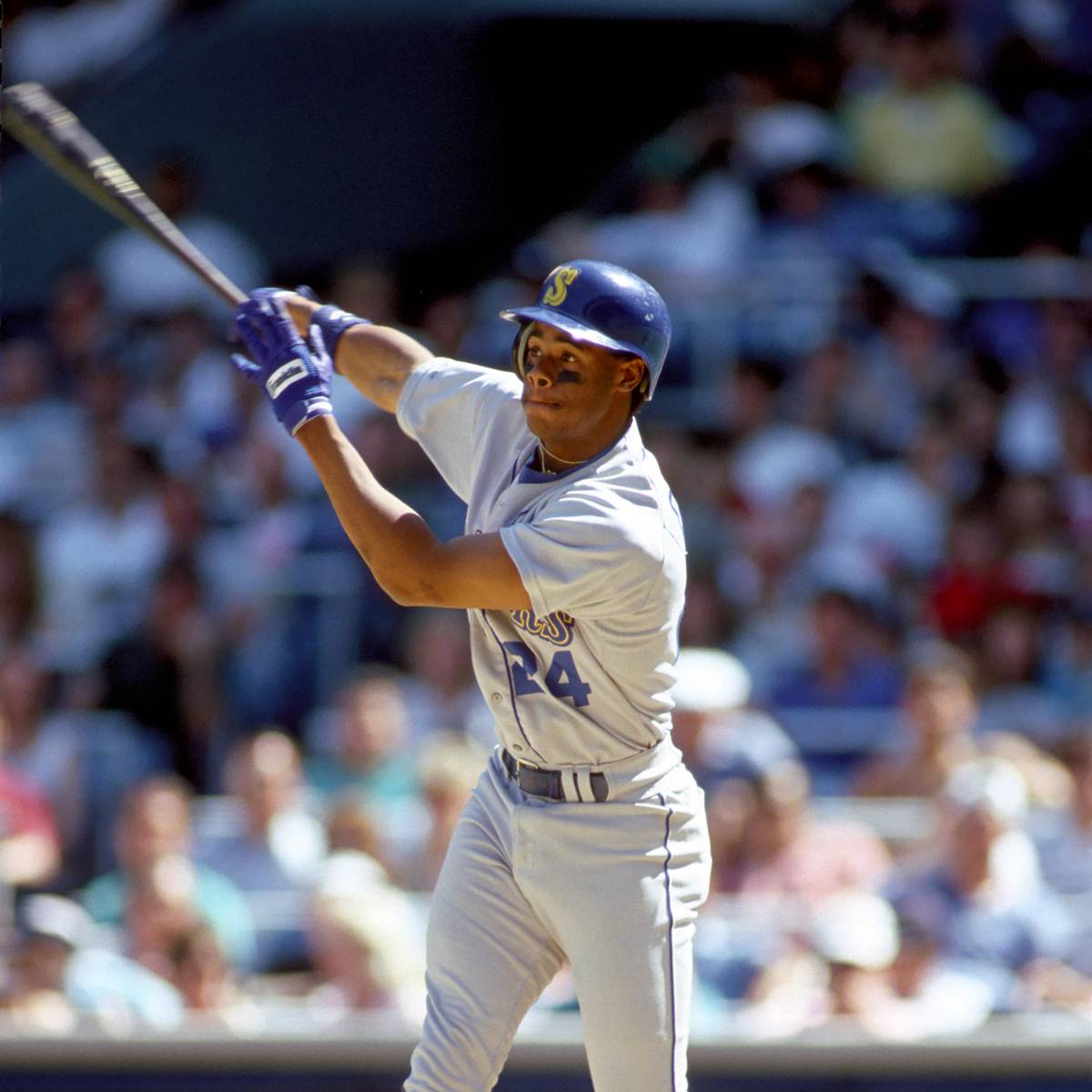 Five Ridiculously Impossible Cards of Ken Griffey, Jr.