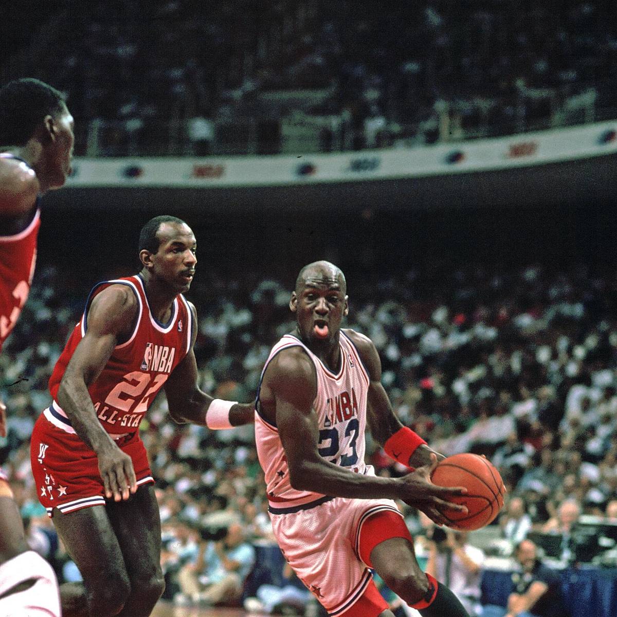 5 Essential Michael Jordan NBA All-Star Game Cards to Buy this Season