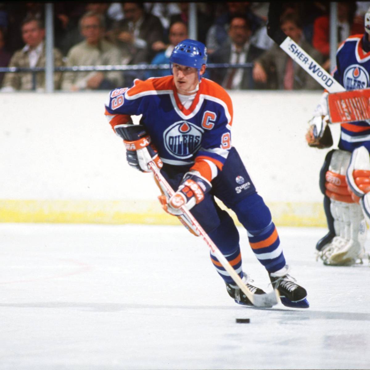 si.com - D. Allen Thompson - Gretzky & Future Watch Autos in 2025-26 Upper Deck's SP Authentic Hockey Have Arrived.
