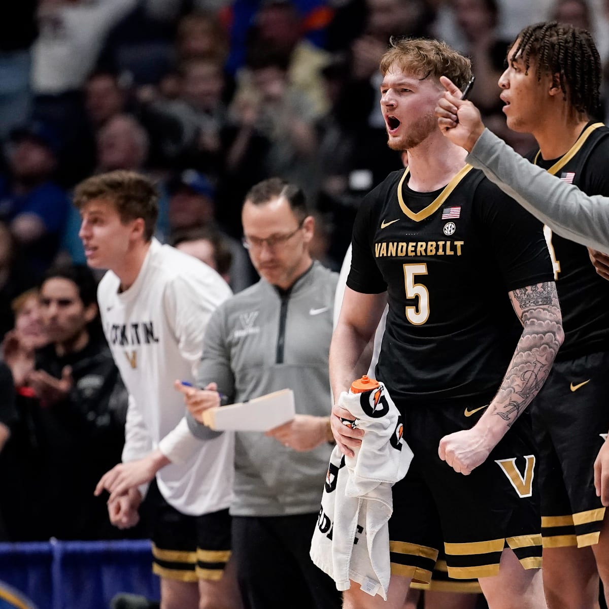 si.com - Joey Dwyer - Inside The Best Win of Mark Byington's Vanderbilt Basketball Tenure