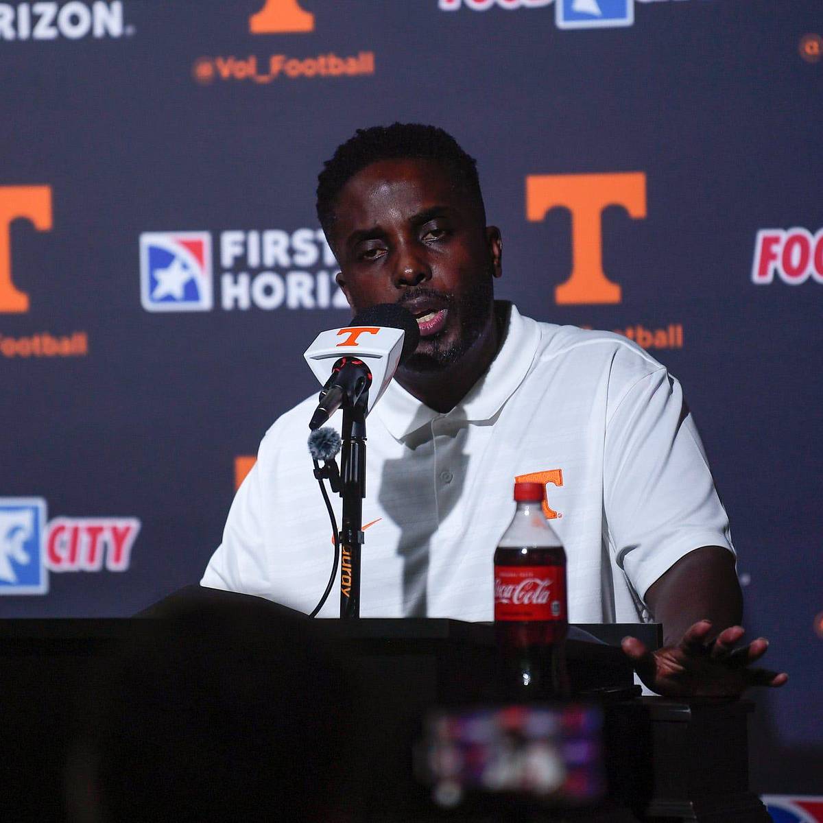 Image for Report: Tennessee Football and Tim Banks Part Ways