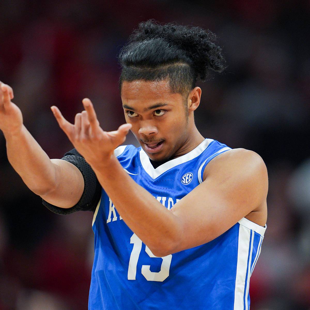 Image for Jaland Lowe is expected to 'give it a go' against Gonzaga, per report