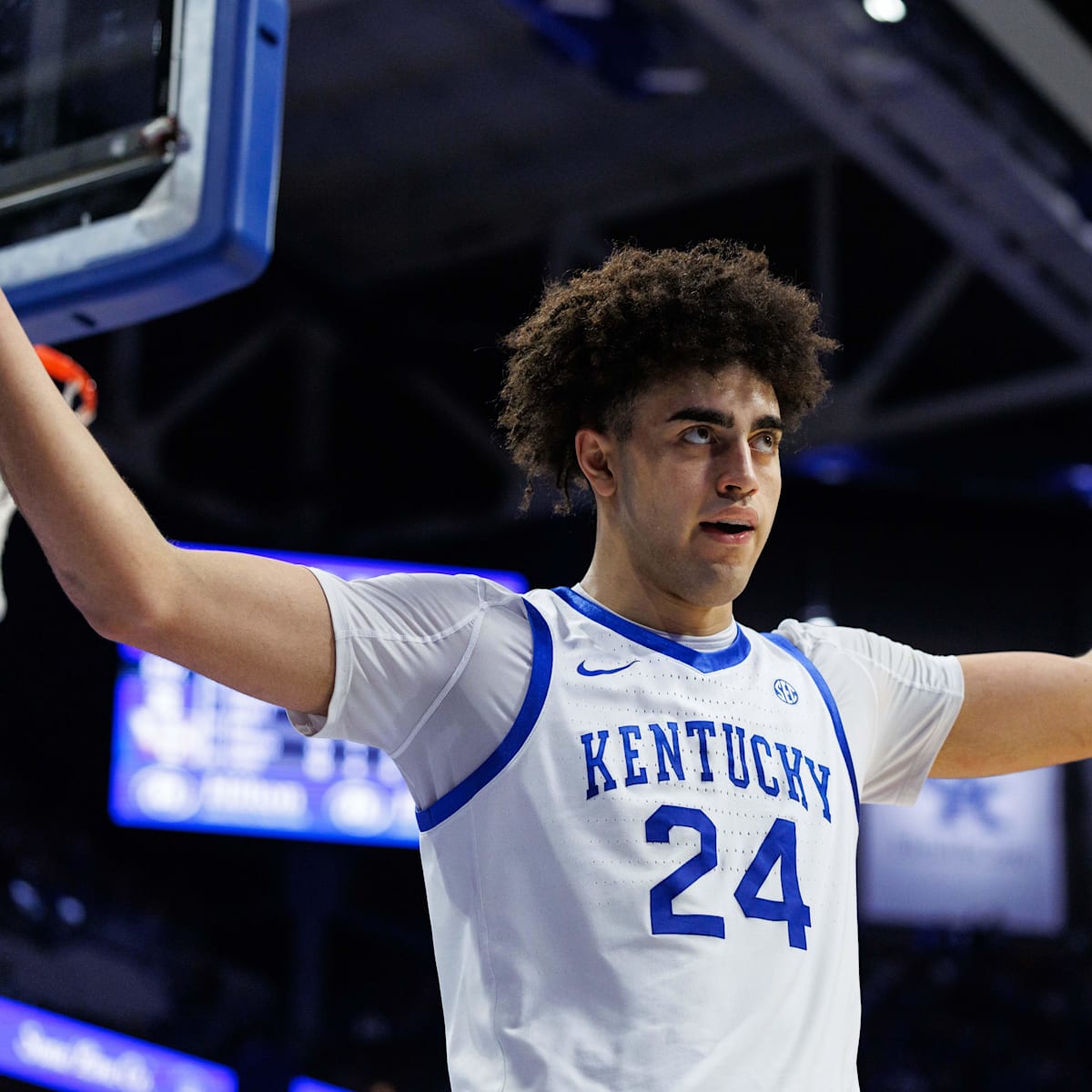 Malachi Moreno's 'special night' against Mississippi State made history