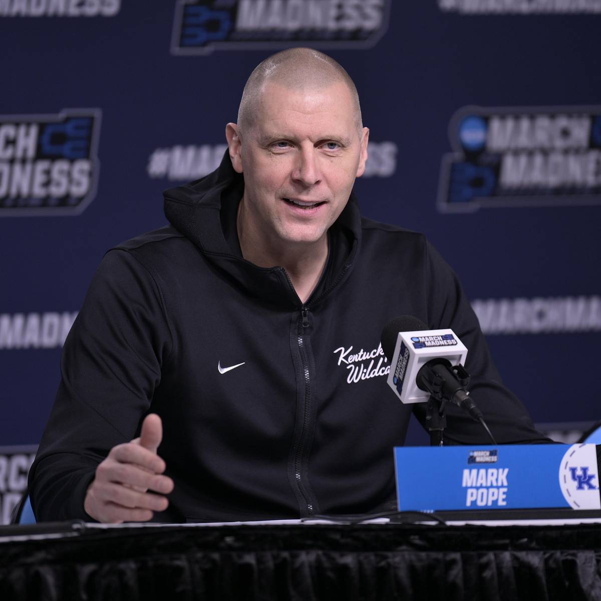 Mark Pope ensures Kentucky fans that recruiting is going to work out great