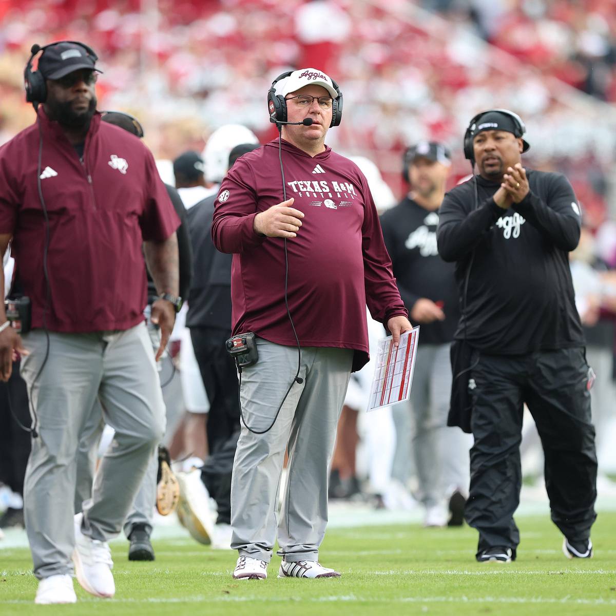 si.com - Ylver Deleon-Rios - 5 LSU Players Texas A&M Fans Need to Know For 2026 Matchup