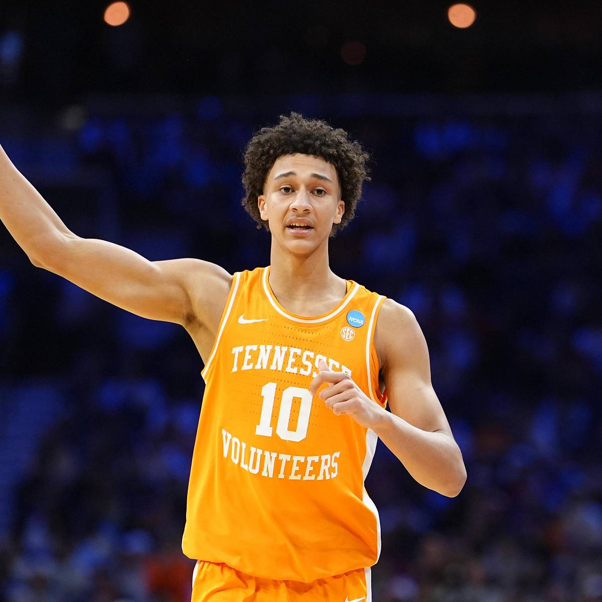 si.com - Caleb Sisk - Tennessee Basketball Star Nate Ament Falls in Latest NBA Mock Draft