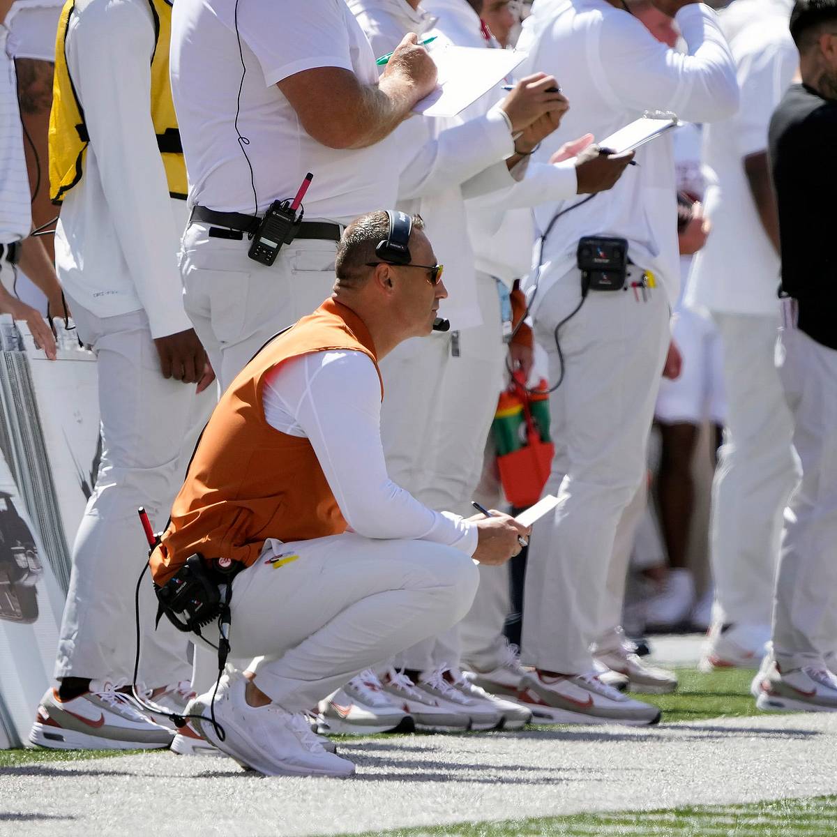Why Ohio State football has a built-in benefit of the doubt in Week 2 that Sark and Texas completely lack