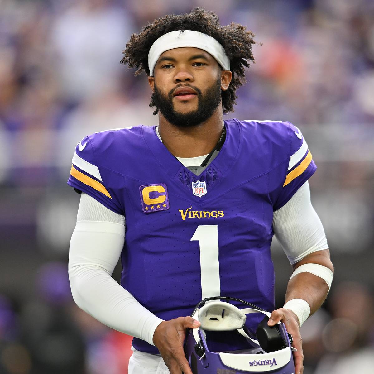 fansided.com - Austen Bundy - Predicting when the Vikings will lose their first game as the NFL's last undefeated team