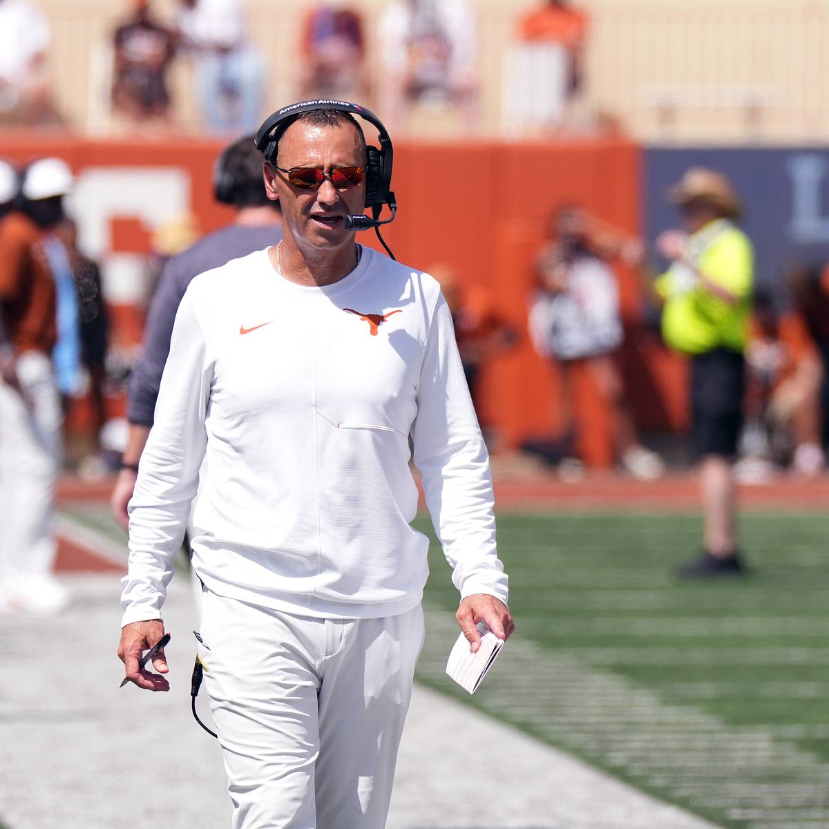 Steve Sarkisian is leaving no stone unturned as 30 recruits flock to Texas vs. Ohio State