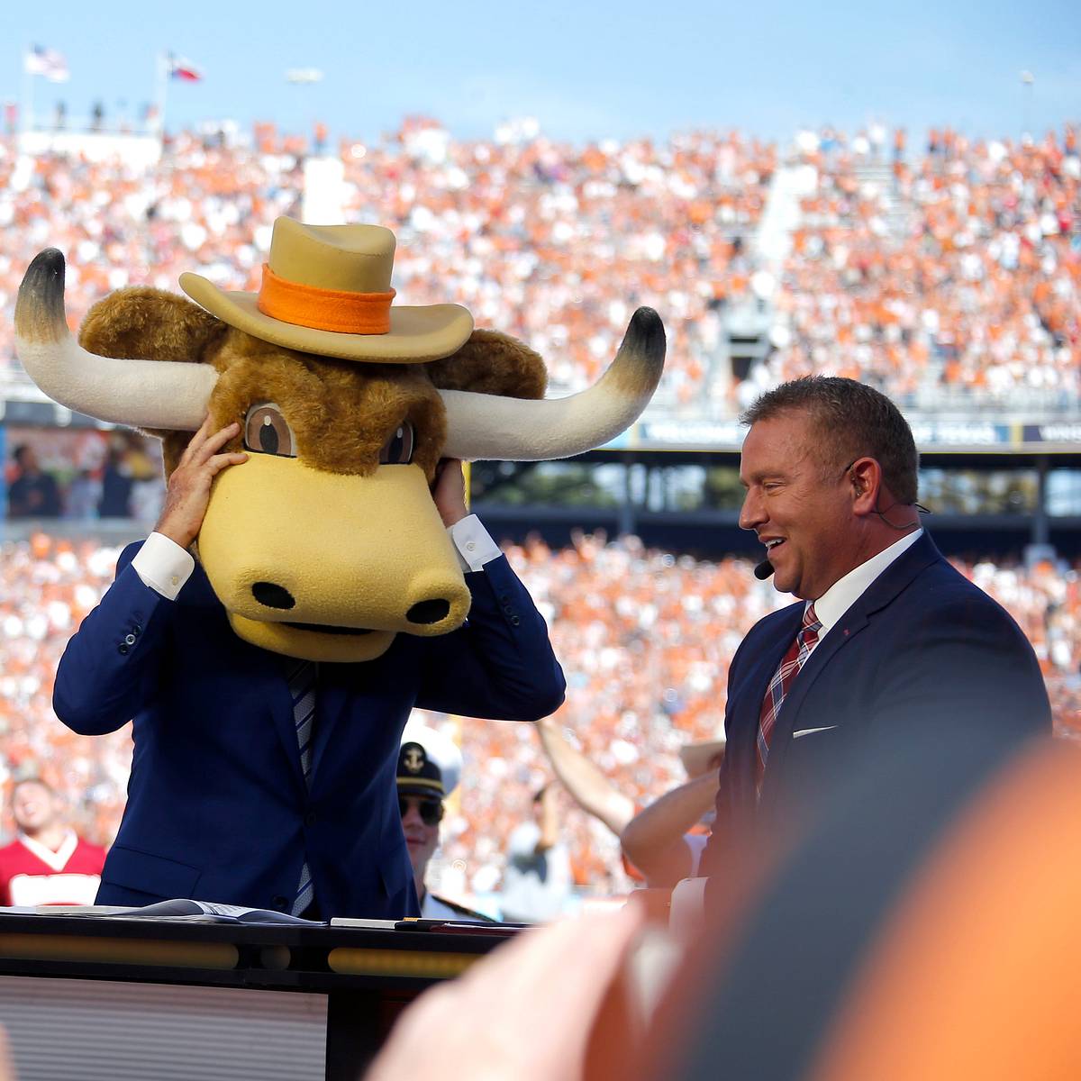 Texas fans pull out all the stops for their College GameDay signs to rip into Ohio State
