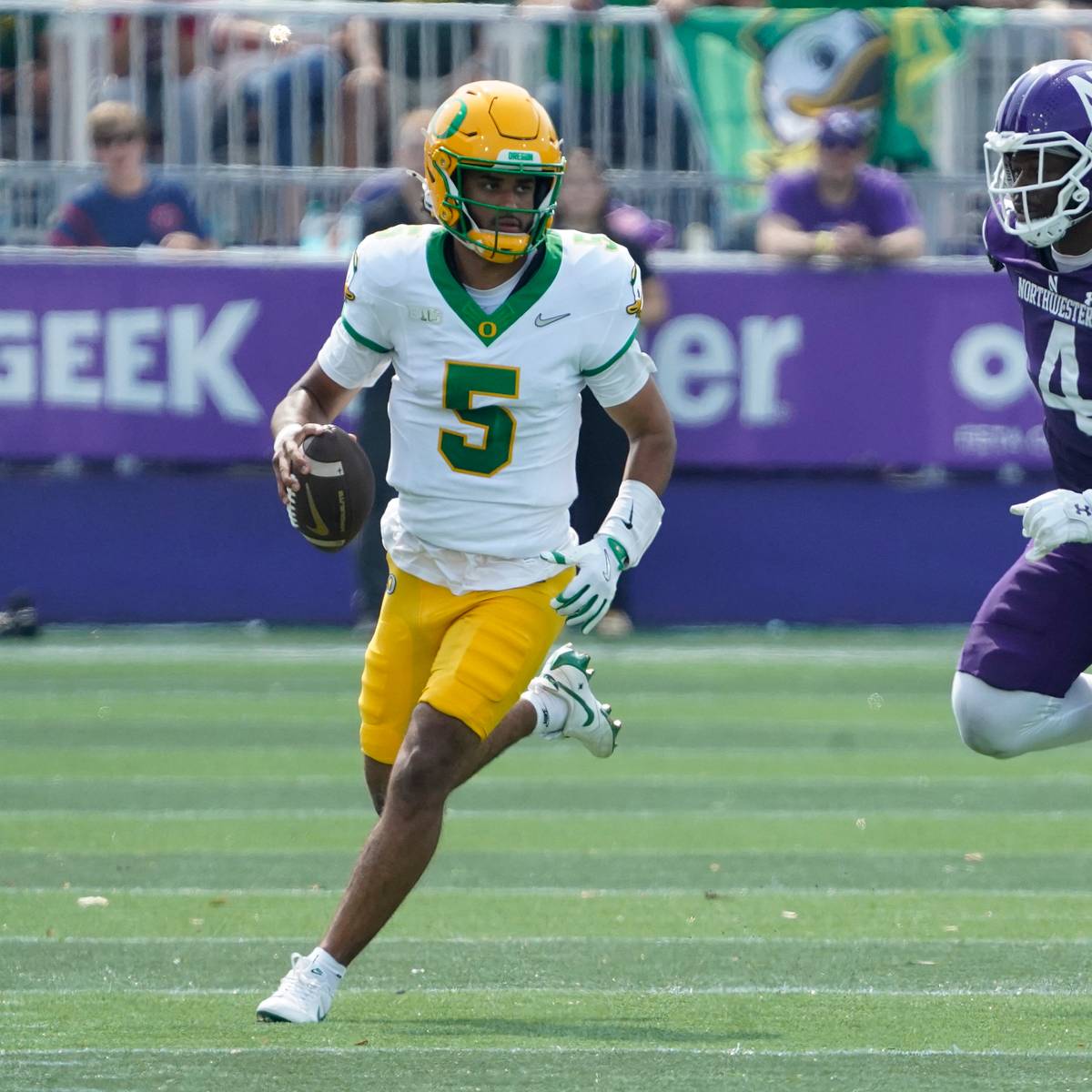 si.com - Dylan Fonville - Lyle Hemphill Believes Anto Saka is Finding His Fit in Texas A&M's New-Look Defense