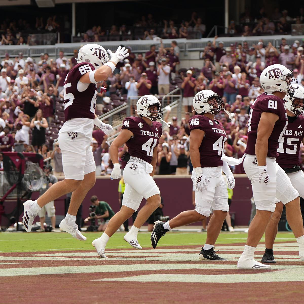 si.com - Kolton Becker - Texas A&M's Path To The CFP Is More Realistic Than It Looks