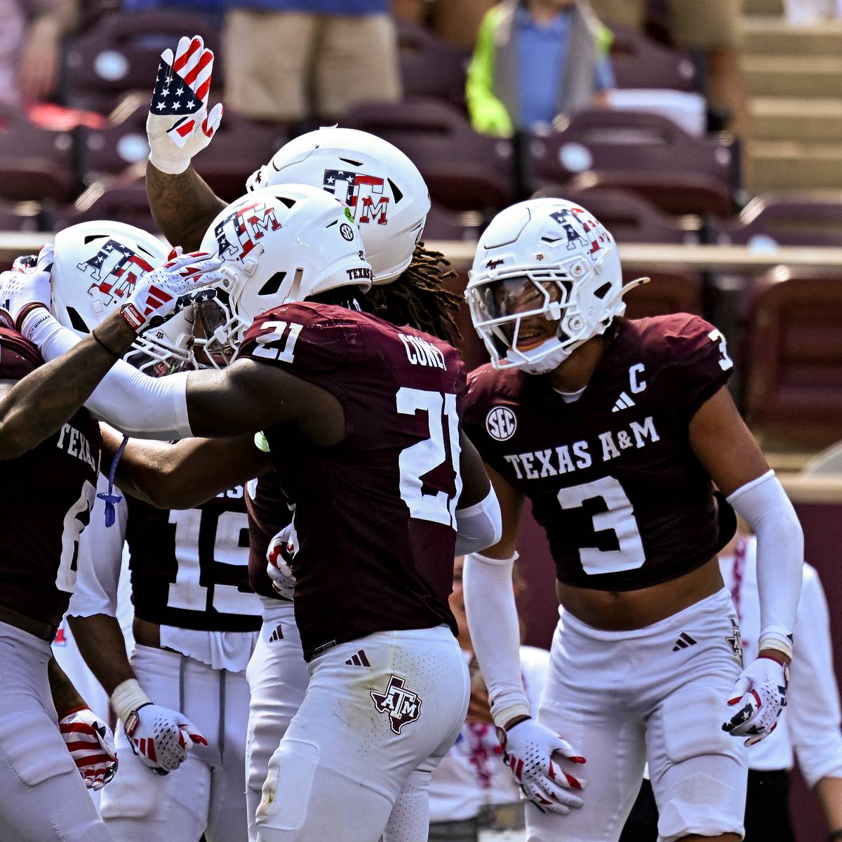si.com - Seth Dowdle - Texas A&M Passes Its First Real Test, But There's Still Room To Grow