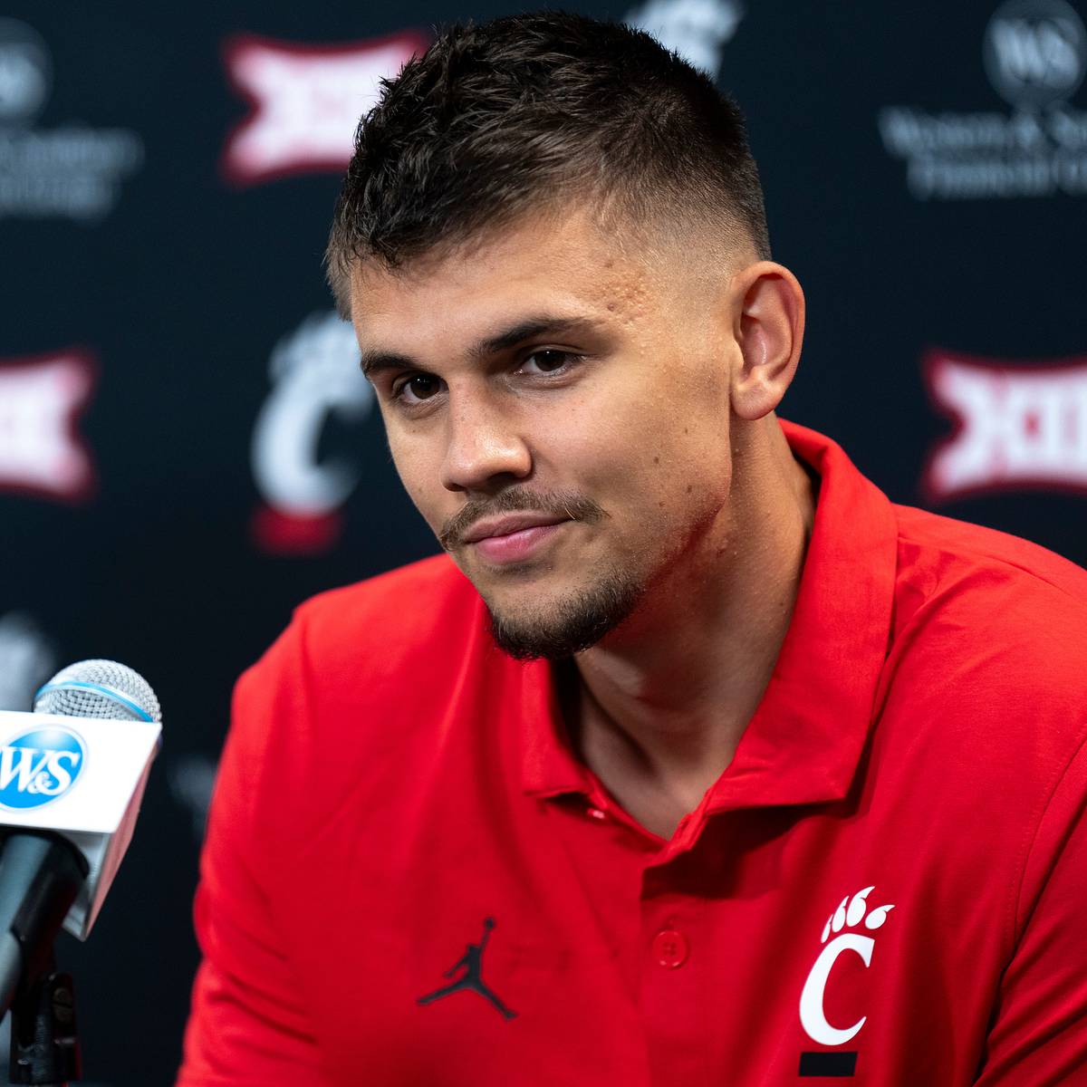 si.com - Russell Heltman - Former Cincinnati Guard Arrested by FBI