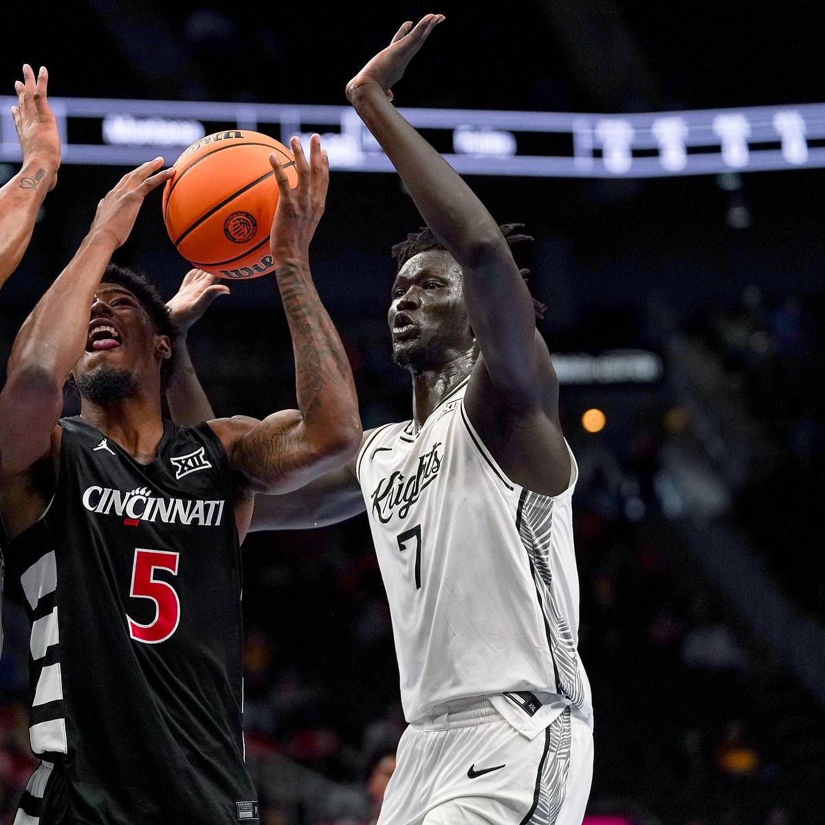 si.com - Russell Heltman - Look: Cincinnati Bearcats Release Full 2026-27 Basketball Schedule, Including Big 12 Games