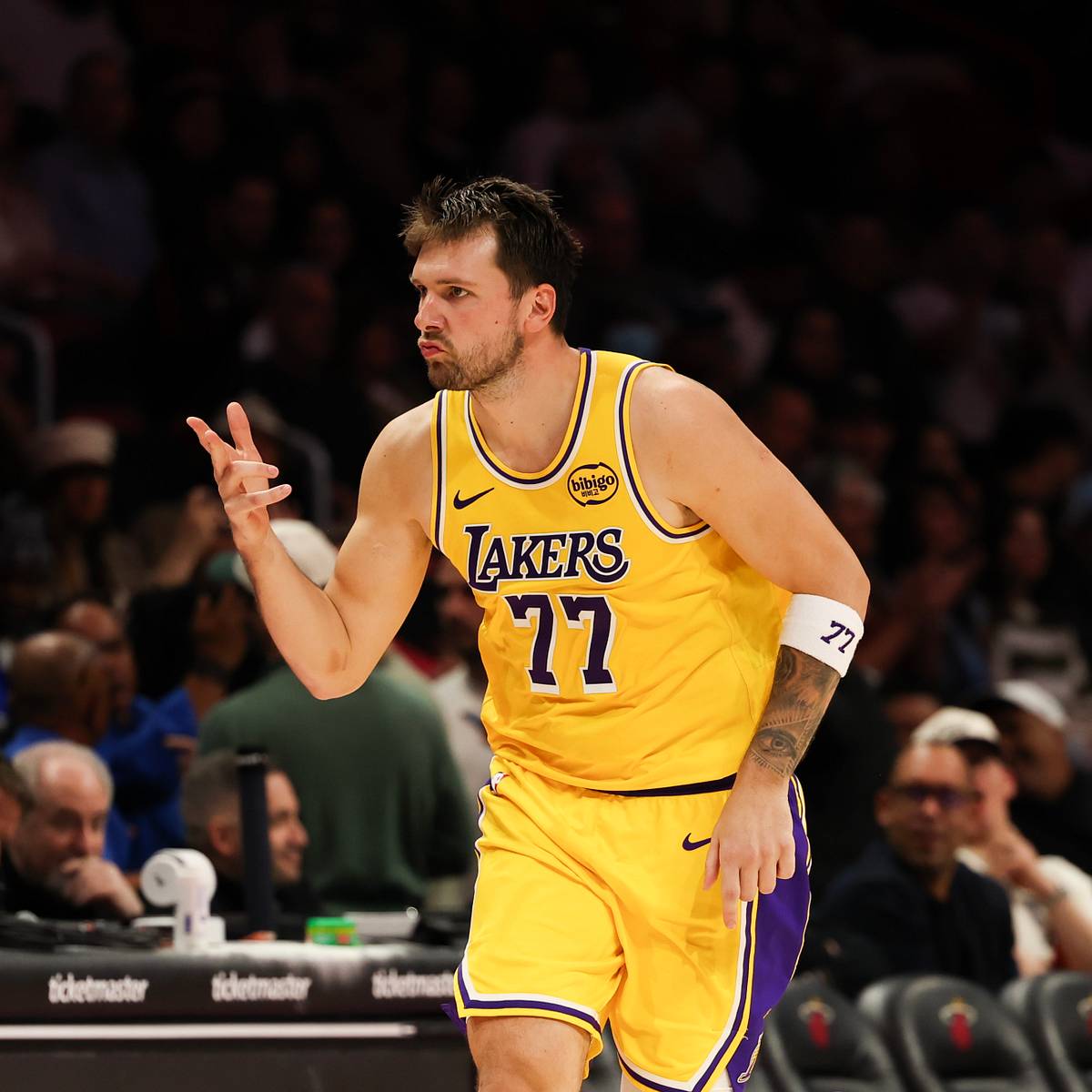 si.com - Ryan Ward - Luka Doncic Joins Star-Studded Gatorade Commercial Ahead of Lakers Training Camp