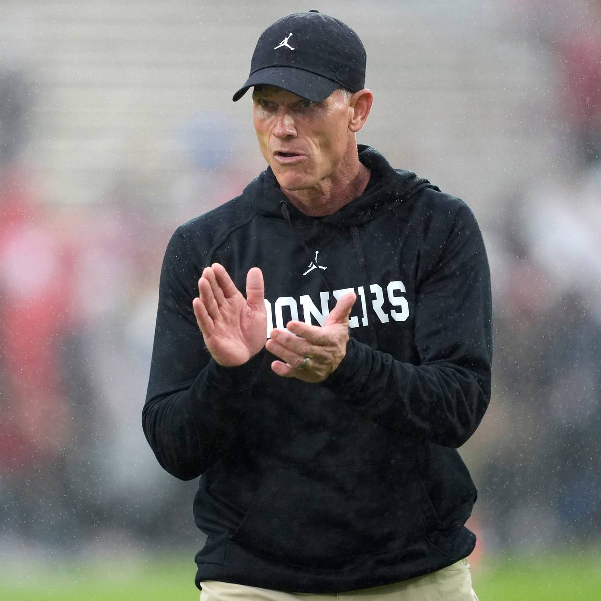 si.com - Ryan Chapman - Predicting Oklahoma's Record in 2026