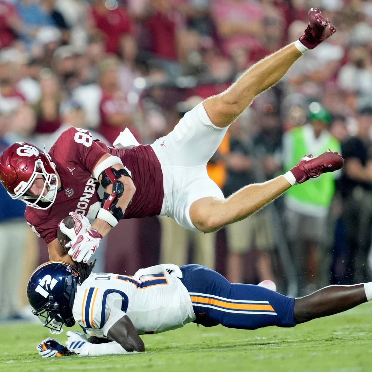 si.com - John Hoover - Oklahoma Finally Has Some SEC-Caliber Tight Ends, and a TE Coach, Too