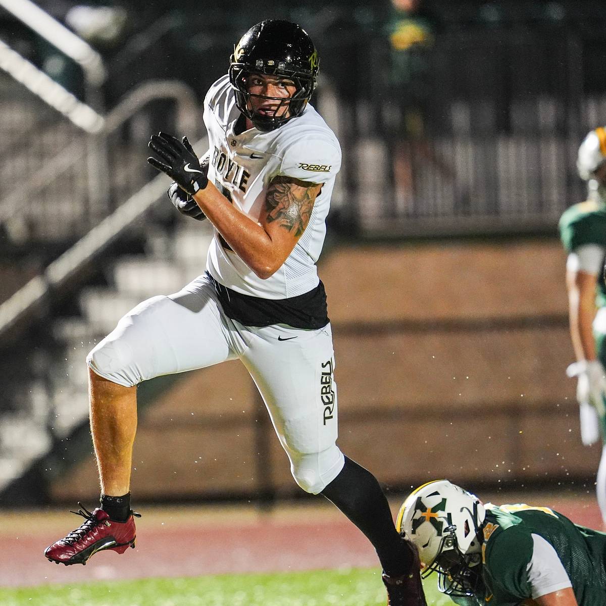 si.com - Carson Field - Oklahoma Hosts 5-star Tight End Commit at Kentucky Game