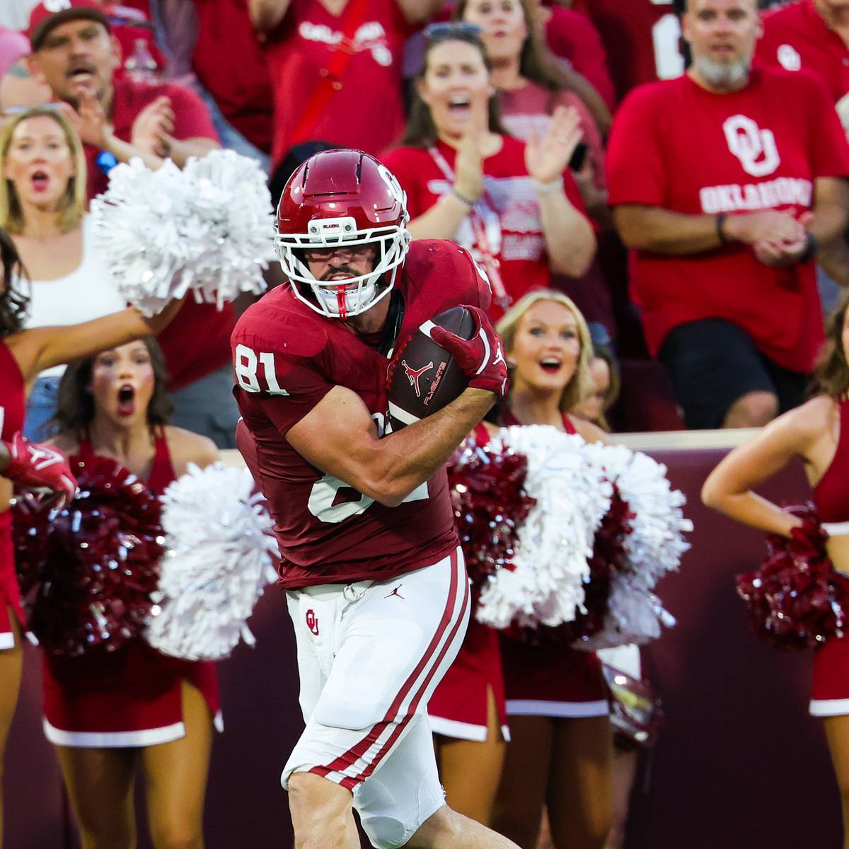 si.com - Ryan Aber - Tight-End Production, Great Defense and Strong Special Teams the Recipe for Oklahoma Victory vs. Mississippi State
