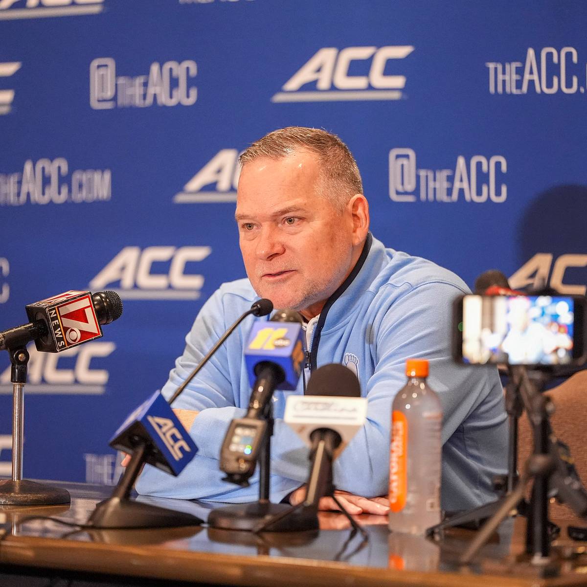 si.com - Kade Nix - Who Closes Games for UNC Basketball: Malone's Toughest Decision