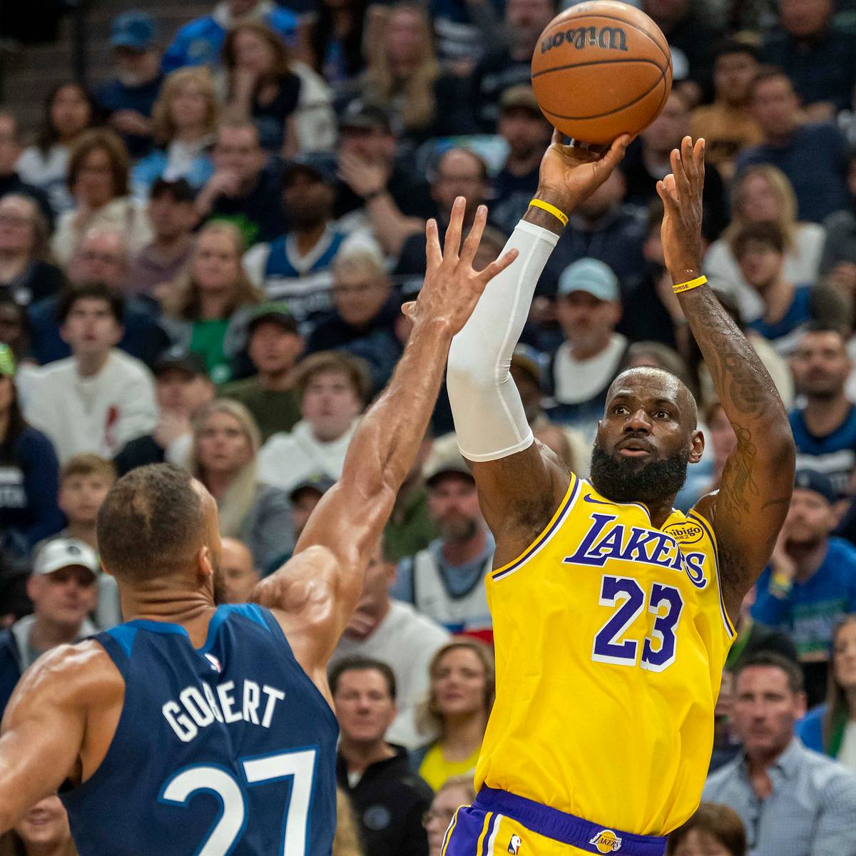 si.com - Tony Liebert - Wolves Reportedly Reach Out to LeBron as Fit Makes Too Much Sense to Ignore