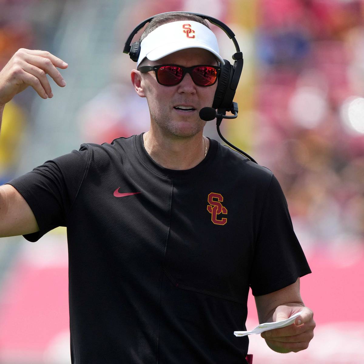 si.com - Caden Handwork - USC Cornerback Prophet Brown Shares Insight Into Preparing For Oregon's Offense
