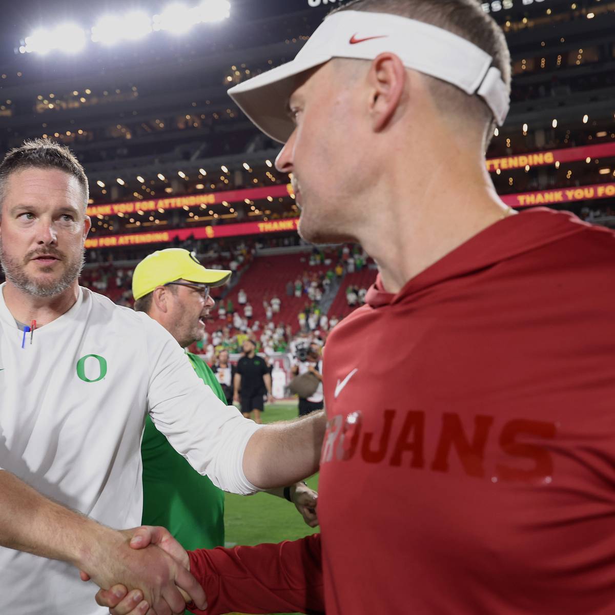 si.com - Lorenzo Reyna - USC Trojans Discipline Desman Stephens II for Hit That Injured Oregon's Dante Moore