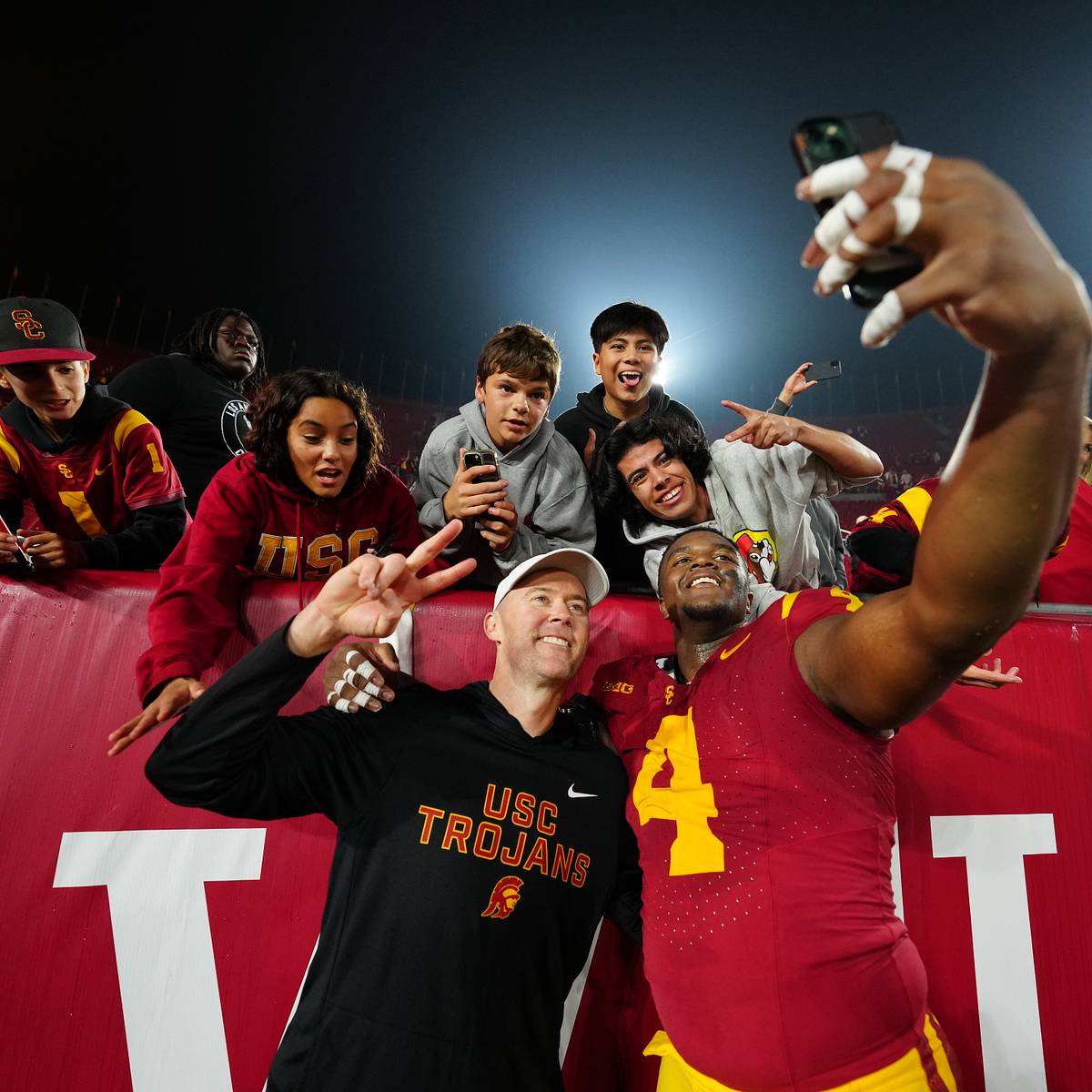 si.com - Lorenzo Reyna - USC's Jahkeem Stewart Delivers Honest Insight Into Injury Return