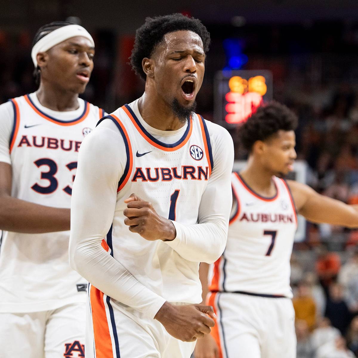 si.com - Brooks Crew - Auburn Basketball Wins Overseas Exhibition Matchup Against Familiar Team