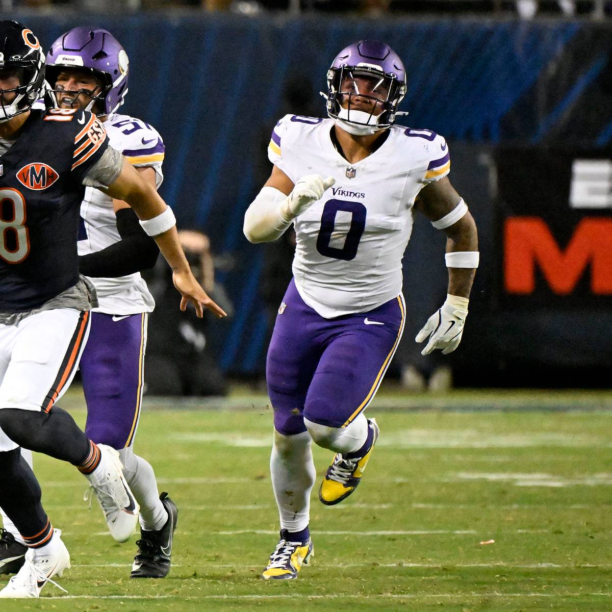 si.com - Gene Chamberlain - A Rebooted 2026 Game-by-Game Chicago Bears Prediction After Camp