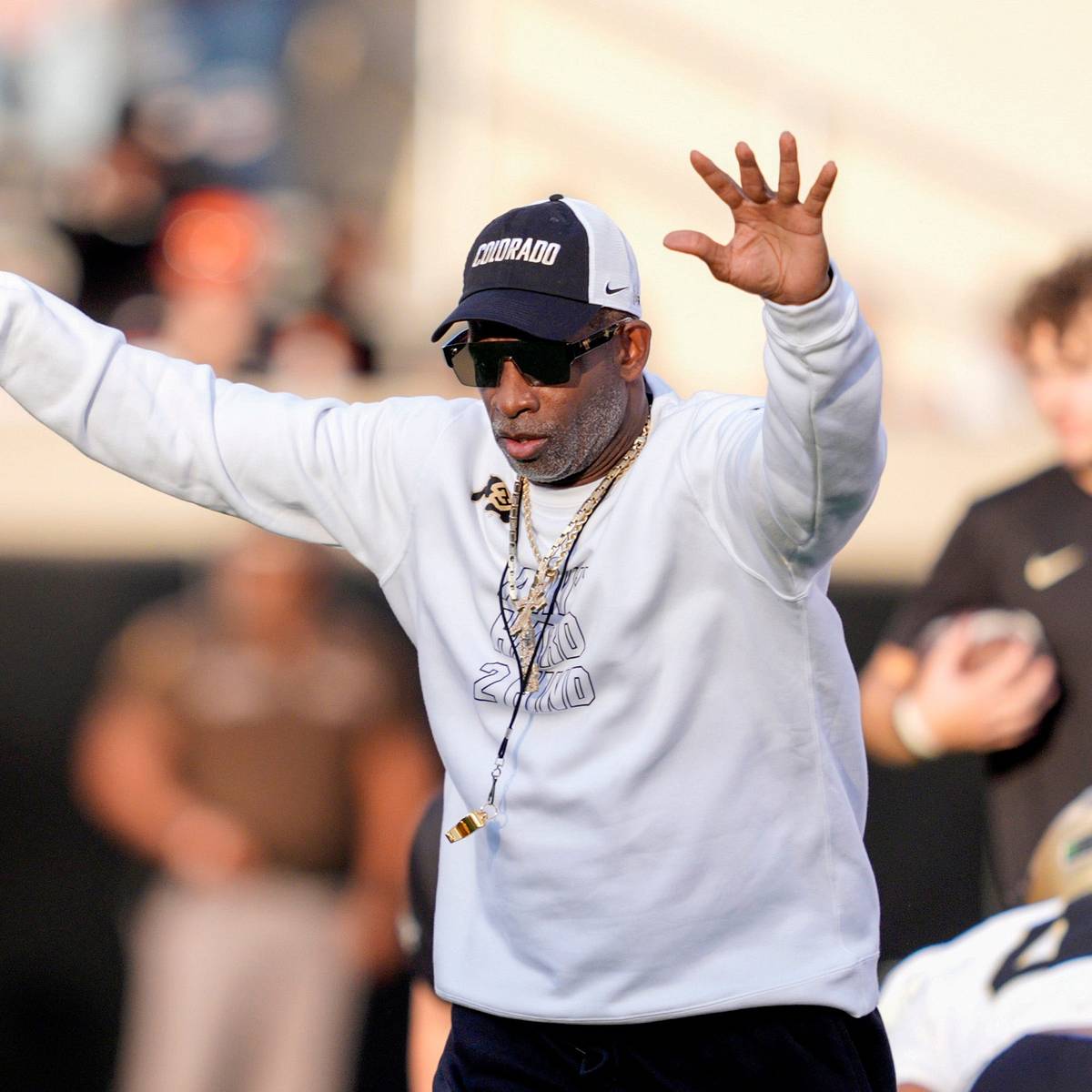 si.com - Lorenzo Reyna - Deion Sanders Attached to Troubling Trend With Colorado Buffaloes